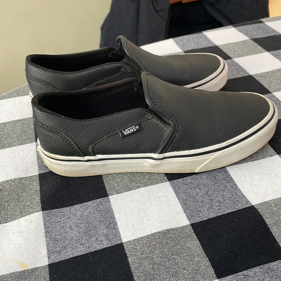 Black Vans Size 6.5 - Picture 2 of 6